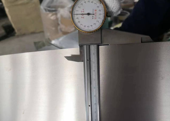 ভালো দাম ইনকোনেল ৬০০ স্ট্রিপ ১৩৫৪-১৪১৩ ডিগ্রি সেলসিয়াসে গলনের পরিসীমা কঠোর / নরম অবস্থায় এবং উজ্জ্বল / অক্সিডেড পৃষ্ঠের সাথে অনলাইন