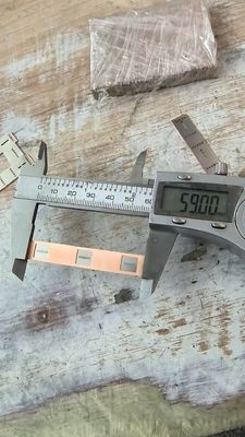 ভালো দাম GOST МНЖМц30-1-1 CuNi বাসবার ক্ষয় প্রতিরোধী তামা-নিকেল খাদ অফশোর শক্তির জন্য অনলাইন